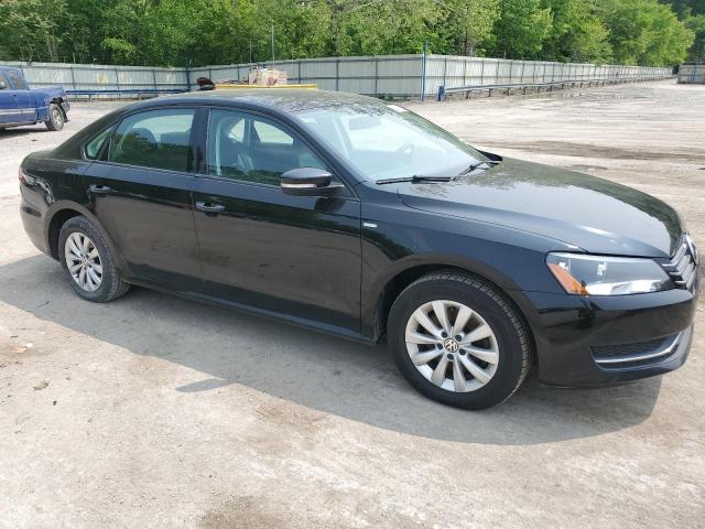 Photo 4 from auction – 2014 VOLKSWAGEN PASSAT S with VIN 1VWAT7A3XEC107119