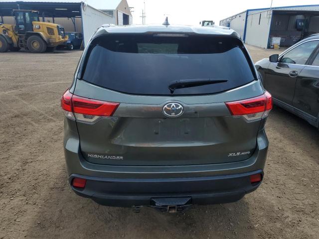 Photo 6 from auction – 2019 TOYOTA HIGHLANDER with VIN 5TDJZRFH7KS982475