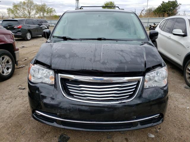 Photo 5 from auction – 2015 CHRYSLER TOWN & COU with VIN 2C4RC1BG9FR621024