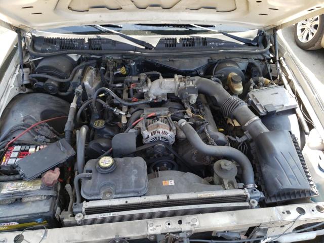 Photo 11 from auction – 2008 FORD CROWN VICT with VIN 2FAFP71V78X128487