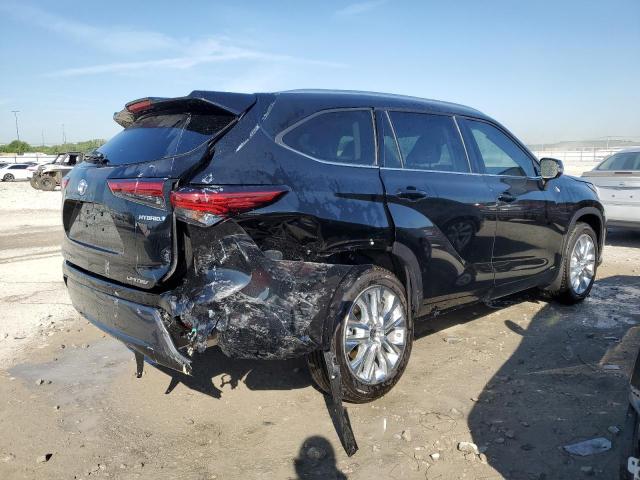 Photo 3 from auction – 2023 TOYOTA HIGHLANDER with VIN 5TDXBRCH4PS123564