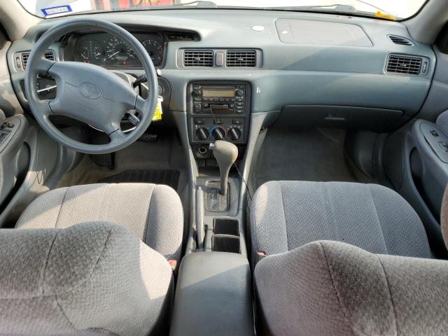 Photo 8 from auction – 2000 TOYOTA CAMRY CE with VIN 4T1BG22K4YU640470