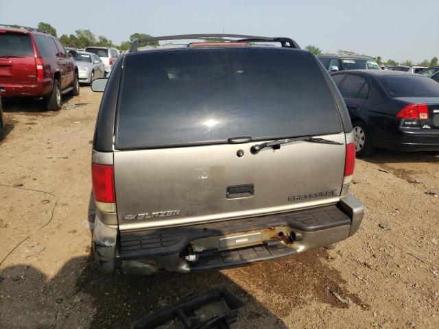 Photo 6 from auction – 2001 CHEVROLET BLAZER with VIN 1GNDT13W812155438