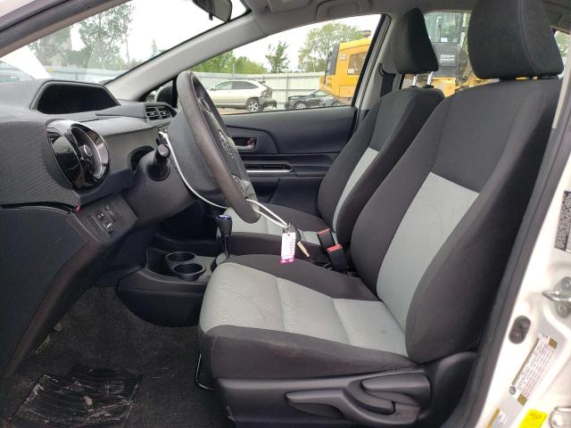 Photo 7 from auction – 2015 TOYOTA PRIUS C with VIN JTDKDTB36F1103707