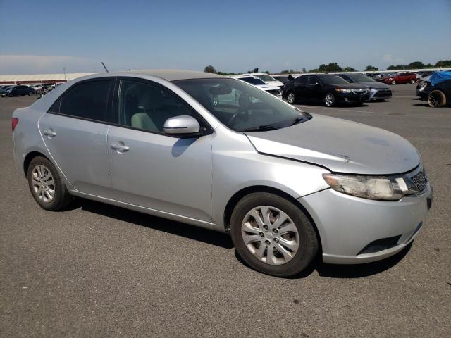 Photo 4 from auction – 2013 KIA FORTE EX with VIN KNAFU4A23D5679631