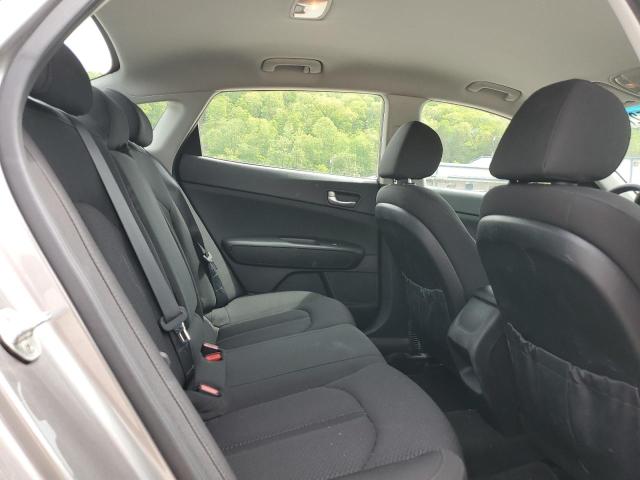 Photo 10 from auction – 2017 KIA OPTIMA LX with VIN 5XXGT4L38HG147017