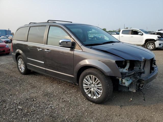 Photo 4 from auction – 2015 CHRYSLER TOWN & COU with VIN 2C4RC1CG6FR743290