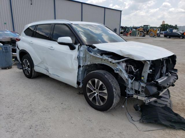 Photo 4 from auction – 2022 TOYOTA HIGHLANDER with VIN 5TDGZRAH8NS557529