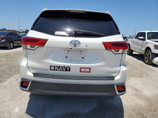 Photo 6 from auction – 2018 TOYOTA HIGHLANDER with VIN 5TDYZRFH2JS271974