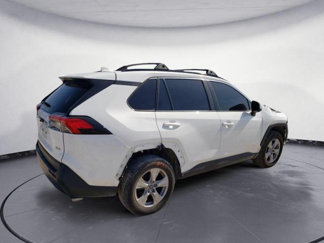 Photo 3 from auction – 2019 TOYOTA RAV4 XLE with VIN 2T3W1RFV2KW014561