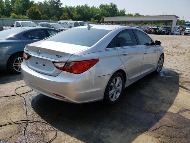 Photo 3 from auction – 2011 HYUNDAI SONATA SE with VIN 5NPEC4AC5BH024376