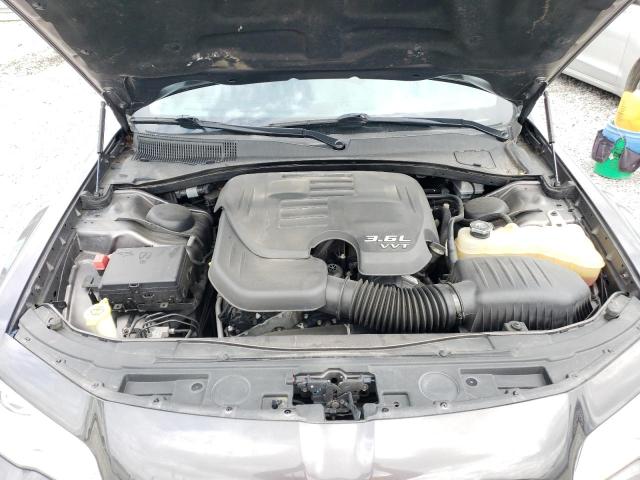 Photo 11 from auction – 2016 CHRYSLER 300C with VIN 2C3CCAKG7GH212876