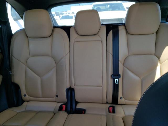 Photo 10 from auction – 2016 PORSCHE CAYENNE SE with VIN WP1AE2A24GLA64373