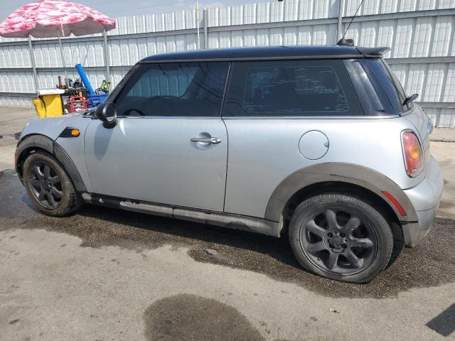 Photo 2 from auction – 2007 MINI COOPER with VIN WMWMF33567TL77334