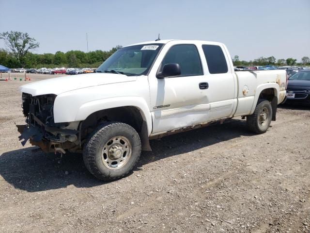 CHEVROLET SILVERADO 2003 with VIN 1GCHK29U33E218424 - Photo from auction