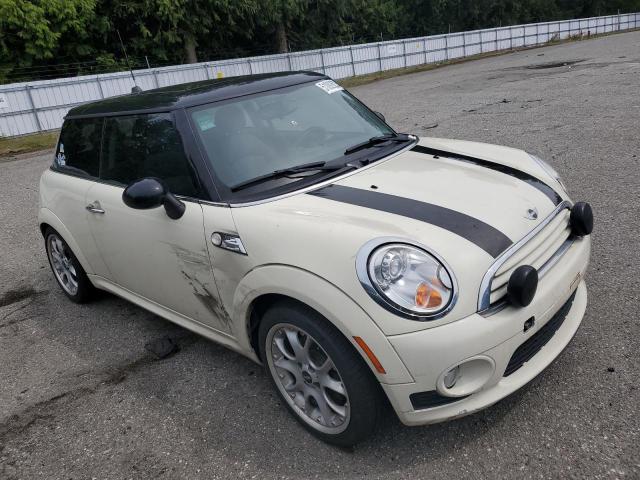 Photo 4 from auction – 2007 MINI COOPER with VIN WMWMF33517TU62405