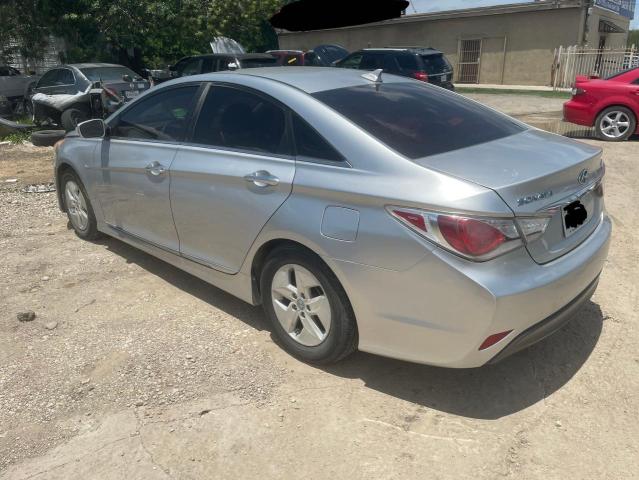 Photo 3 from auction – 2011 HYUNDAI SONATA HYB with VIN KMHEC4A41BA001897