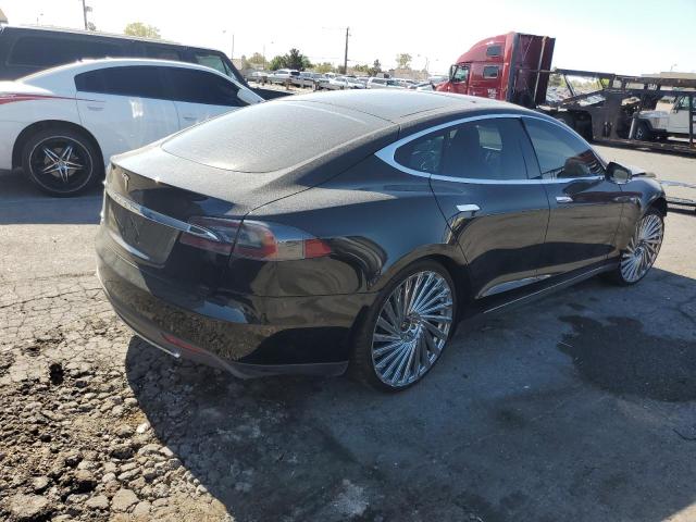 Photo 3 from auction – 2013 TESLA MODEL S with VIN 5YJSA1CP9DFP06539