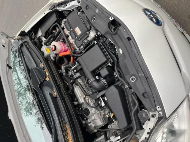 Photo 7 from auction – 2015 TOYOTA PRIUS with VIN JTDKN3DU8F424396
