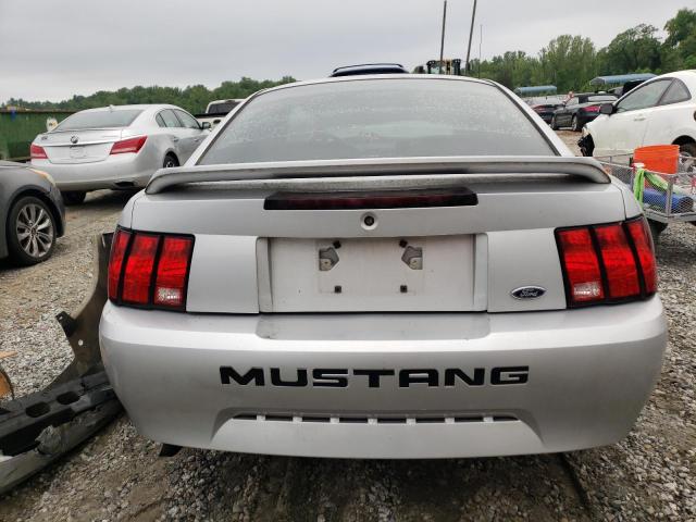 Photo 6 from auction – 2000 FORD MUSTANG with VIN 1FAFP4040YF147899