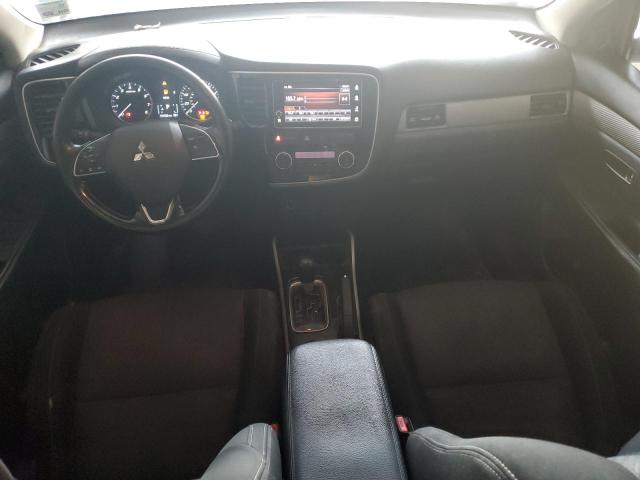Photo 8 from auction – 2018 MITSUBISHI OUTLANDER with VIN JA4AD3A33JZ032886