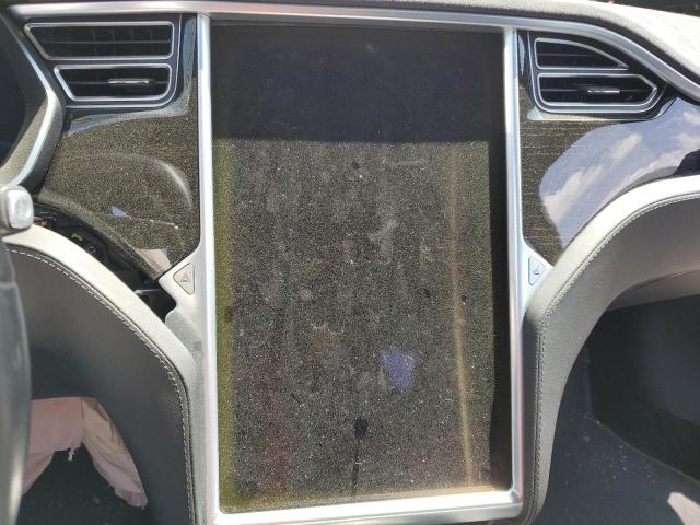 Photo 9 from auction – 2016 TESLA MODEL S with VIN 5YJSA1E16GF175202