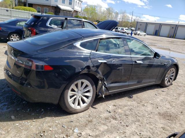 Снимка 3 от търг – 2018 TESLA MODEL S с VIN 5YJSA1E22JF261087