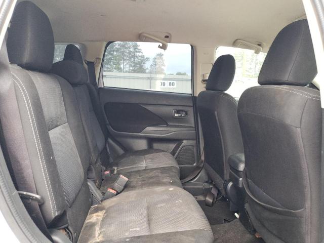 Photo 11 from auction – 2016 MITSUBISHI OUTLANDER with VIN JA4AD2A32GZ039640