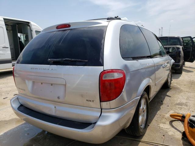 Photo 3 from auction – 2005 DODGE GRAND CARA with VIN 2D4GP44L85R256893