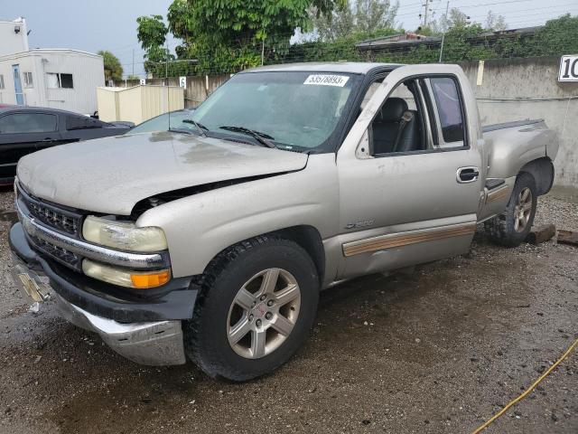 CHEVROLET SILVERADO 2002 with VIN 2GCEC19V521391235 - Photo from auction