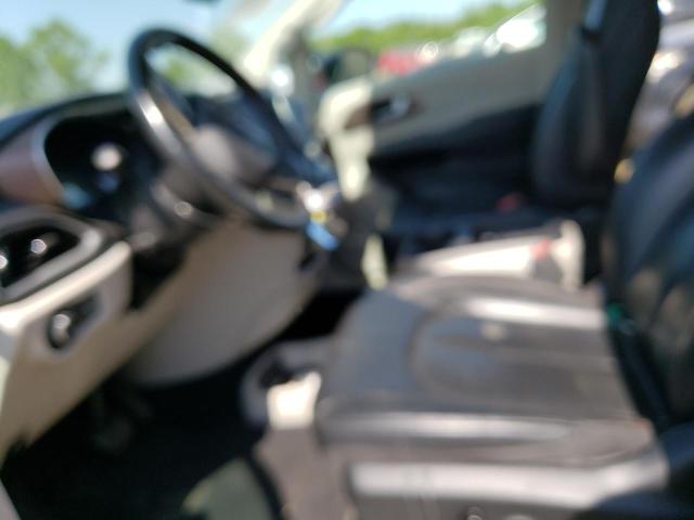 Photo 7 from auction – 2019 CHRYSLER PACIFICA T with VIN 2C4RC1BG6KR721222