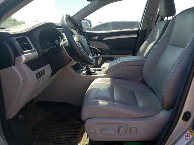 Photo 7 from auction – 2017 TOYOTA HIGHLANDER with VIN 5TDJZRFH6HS391269