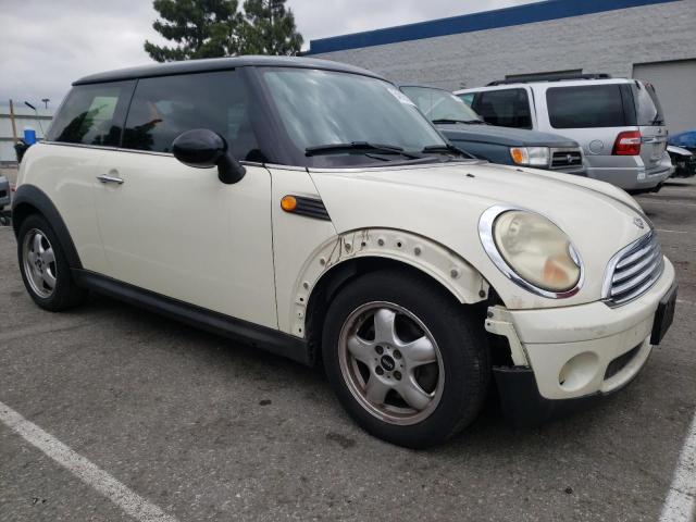 Photo 4 from auction – 2007 MINI COOPER with VIN WMWMF33557TT58709
