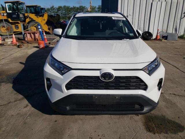 Photo 5 from auction – 2021 TOYOTA RAV4 XLE with VIN 2T3P1RFV9MC168239