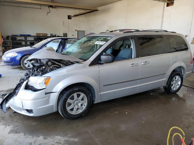 CHRYSLER TOWN & COU 2010 with VIN 2A4RR8D10AR405629 - Photo from auction