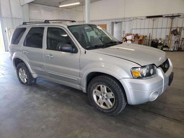 Photo 4 from auction – 2007 FORD ESCAPE LIM with VIN 1FMCU94127KA01671