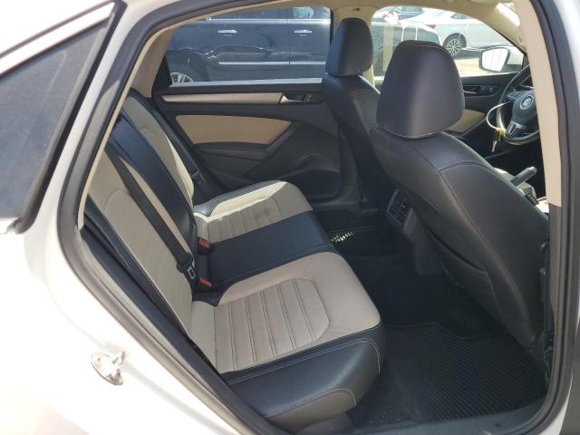 Photo 10 from auction – 2015 VOLKSWAGEN PASSAT SE with VIN 1VWBT7A30FC022926