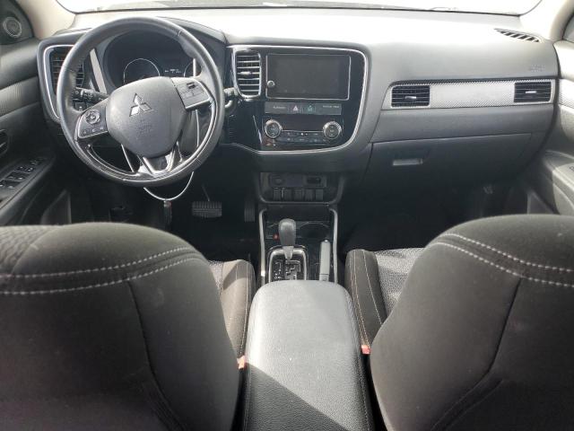 Photo 8 from auction – 2017 MITSUBISHI OUTLANDER with VIN JA4AD3A33HZ052632