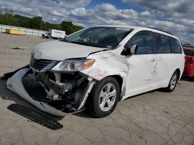 TOYOTA SIENNA LE 2011 z numerem VIN 5TDKK3DC2BS021702 - Zdjęcie z aukcji