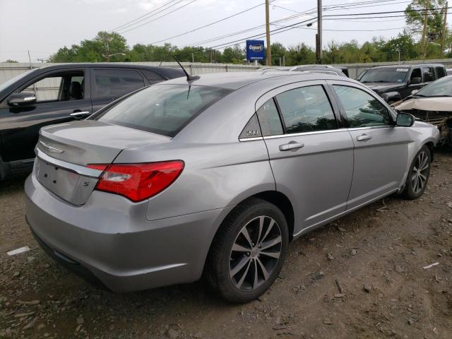Photo 3 from auction – 2014 CHRYSLER 200 LIMITE with VIN 1C3CCBCGXEN153606