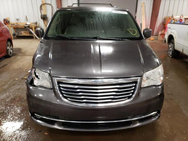 Photo 5 from auction – 2015 CHRYSLER TOWN & COU with VIN 2C4RC1BG9FR505063