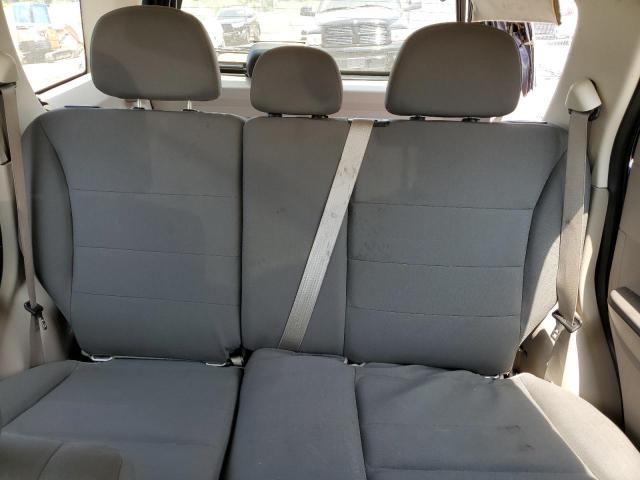 Photo 10 from auction – 2010 FORD ESCAPE XLS with VIN 1FMCU9C71AKD33825