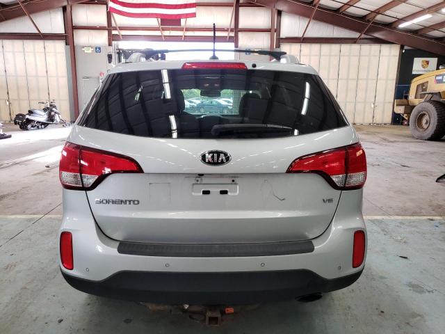 Photo 6 from auction – 2015 KIA SORENTO LX with VIN 5XYKTDA79FG622666