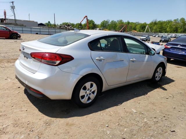 Photo 3 from auction – 2018 KIA FORTE LX with VIN 3KPFL4A76JE235046