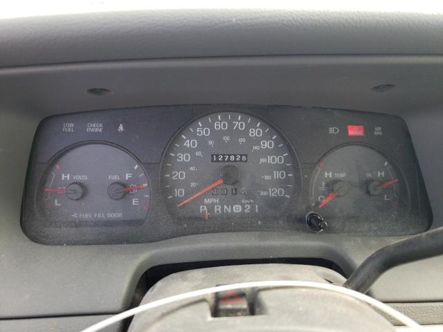 Photo 9 from auction – 2003 MERCURY GRAND MARQ with VIN 2MEFM74W53X671481