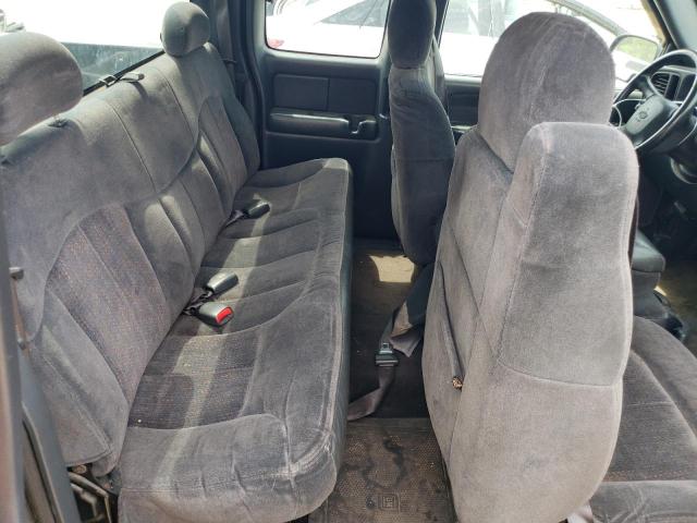 Photo 10 from auction – 2001 CHEVROLET SILVERADO with VIN 2GCEC19TX11154446