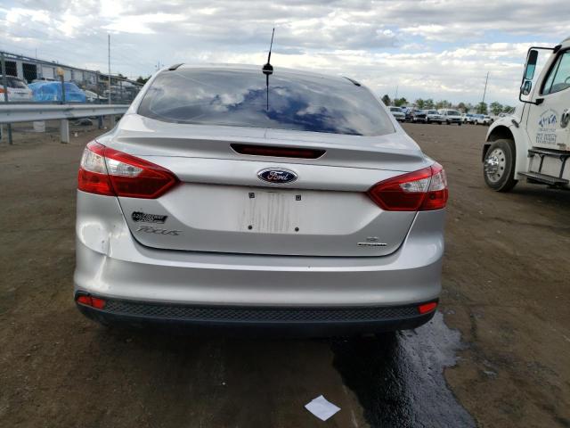 Zdjęcie 6 z aukcji – 2013 FORD FOCUS SE z VIN 1FADP3F21DL381696