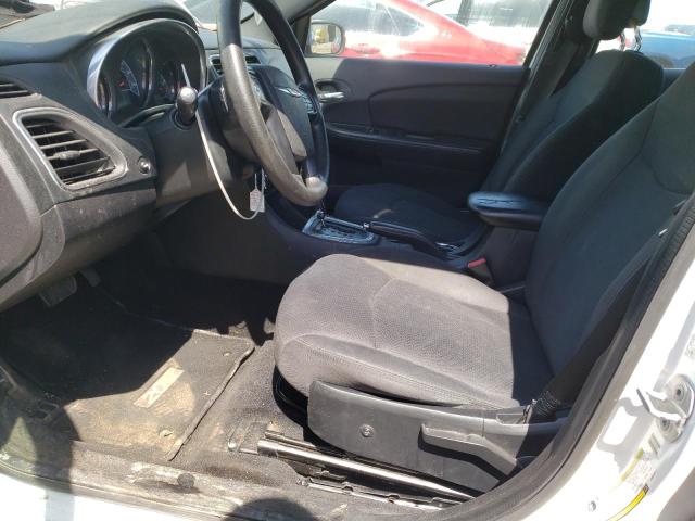 Photo 7 from auction – 2013 CHRYSLER 200 LX with VIN 1C3CCBAB8DN557672