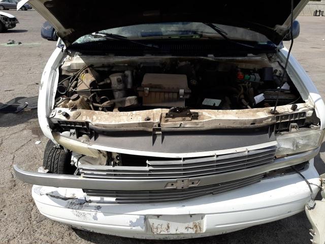 Photo 12 from auction – 1999 CHEVROLET ASTRO with VIN 1GNEL19W5XB111370