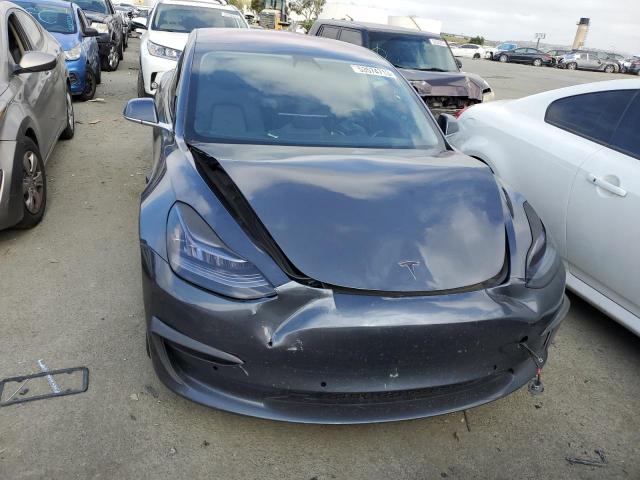 Photo 5 from auction – 2018 TESLA MODEL 3 with VIN 5YJ3E1EA4JF024035